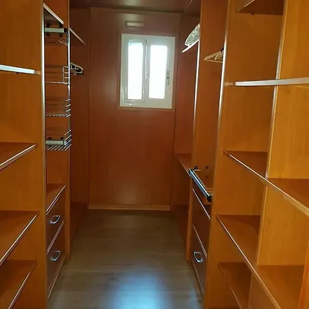 Castelló Villa *