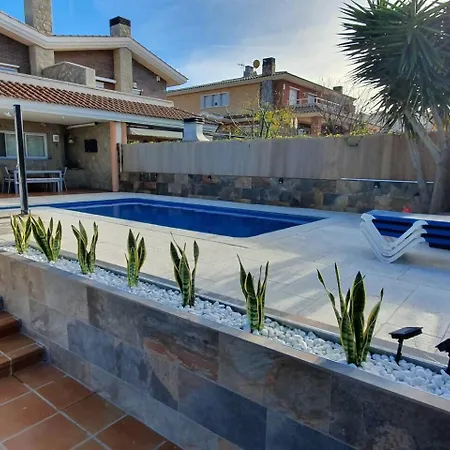 Castelló Villa *