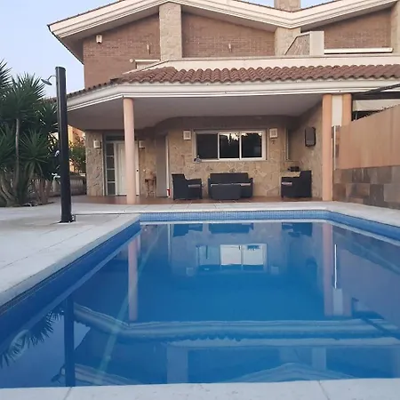 Castelló Villa